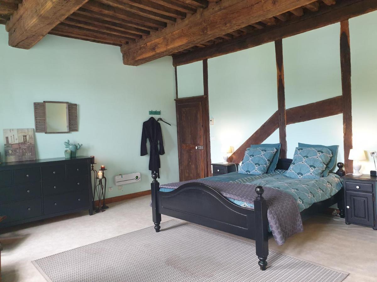 Bed and Breakfast De Oude Pastorie La Celle-En-Morvan Exterior foto